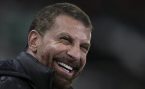 vasco de pedrinho fecha contrato e terá jogos do brasileirão na record em 2025