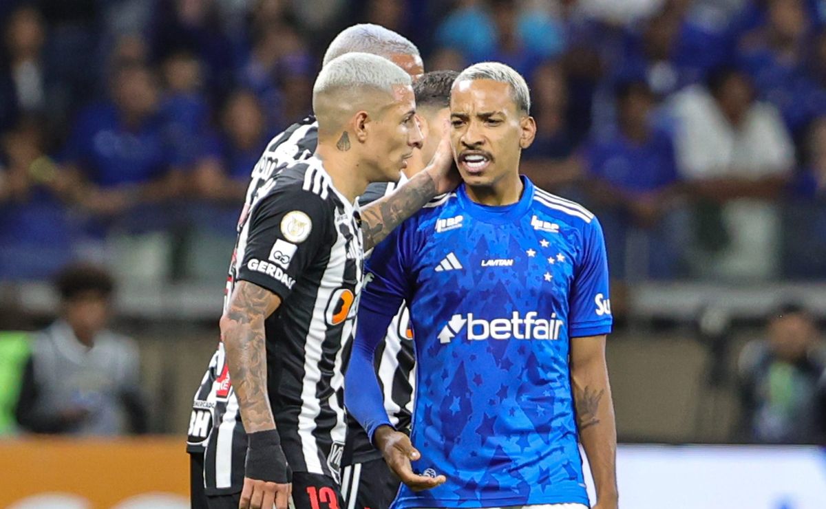 cruzeiro e atlético mg empatam em 0 a 0 no mineirão pelo brasileiro. veja como foi: