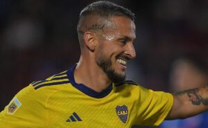 darío benedetto está assinando com o flamengo, graças a tite