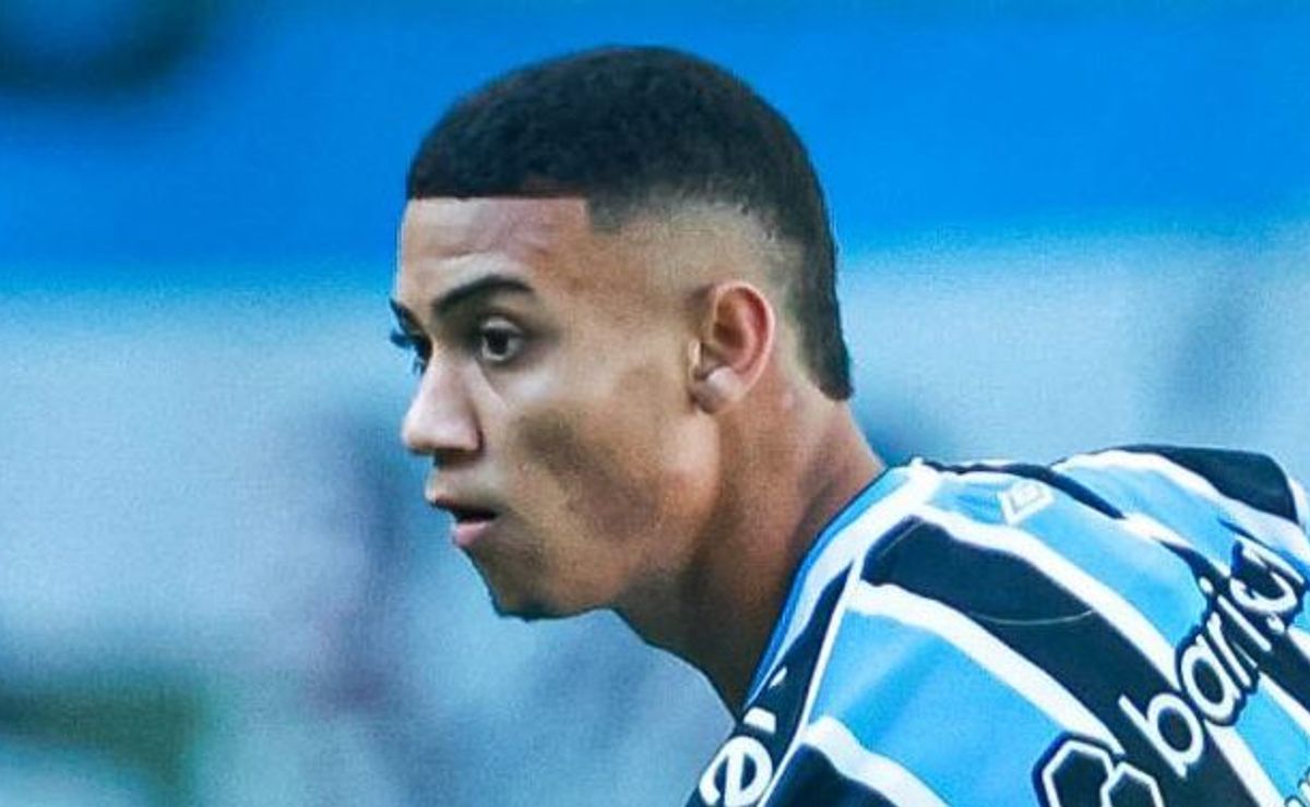 brentford aumenta oferta ao grêmio para comprar gustavo nunes e negociação caminha bem