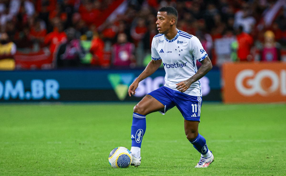cruzeiro perde titulares e torcida questiona seabra após derrota contra o internacional