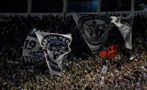 126 anos de vasco: gigante da colina comemora aniversário com espetáculo musical