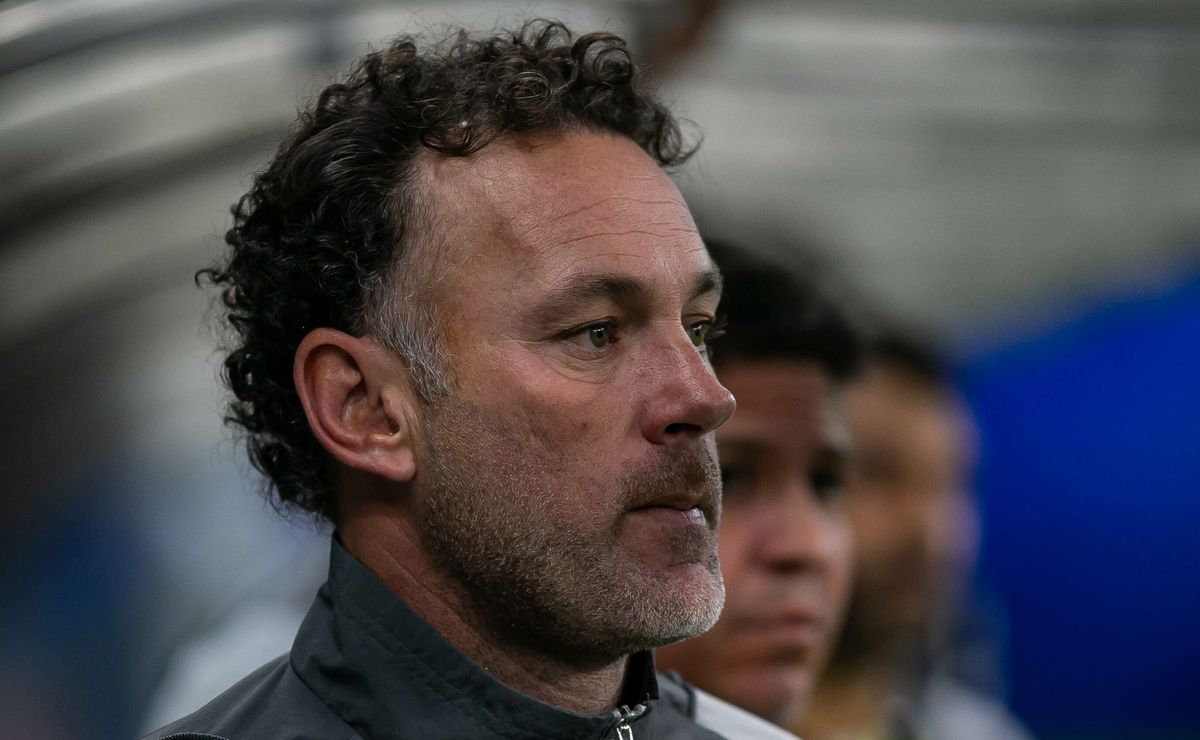 milito admite crise do atlético mg e assume responsabilidade: “estamos jogando mal”