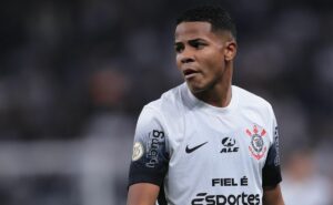 r$ 110 milhões: al nassr envia proposta por wesley e corinthians pode negociar atacante