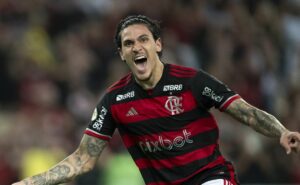 pedro treina normalmente e reforça o flamengo contra o corinthians