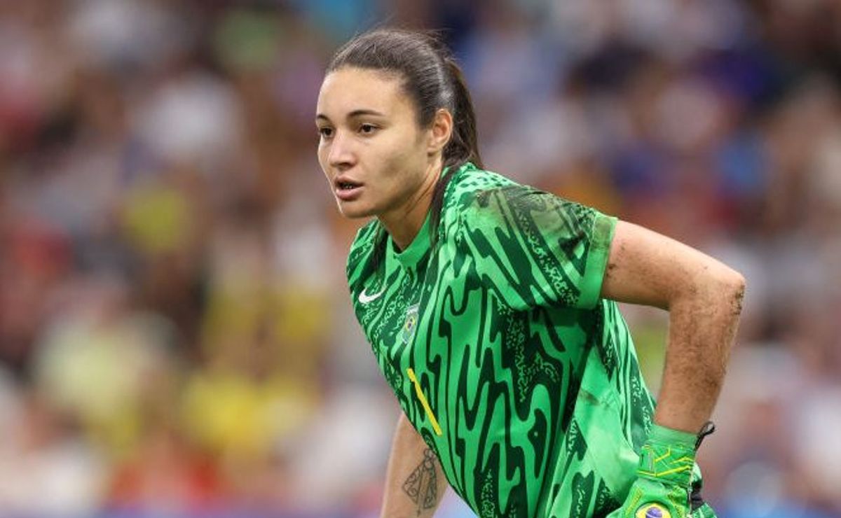 goleira lorena é um dos destaques da seleção brasileira nas olimpíadas, com dois pênaltis defendidos