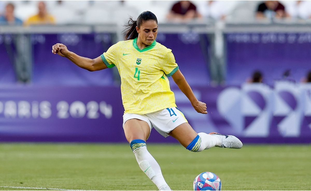 rafaelle revela importância da medalha de prata para a copa do mundo no brasil: "gostar da seleção"