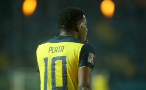 corinthians vacila no mercado e gonzalo plata pode ter destino inacreditável com avanço do flamengo