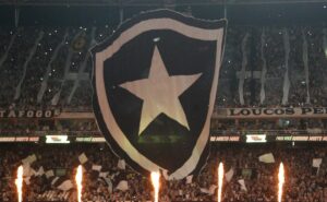 torcida do botafogo encontra bar em são paulo que simula nilton santos
