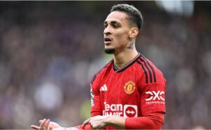 barcelona pretende se livrar de titular para ter antony; r$ 3 milhões por semana