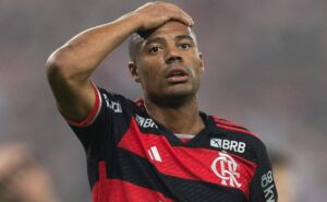 de la cruz e cebolinha tem grandes chances de não jogarem palmeiras x flamengo