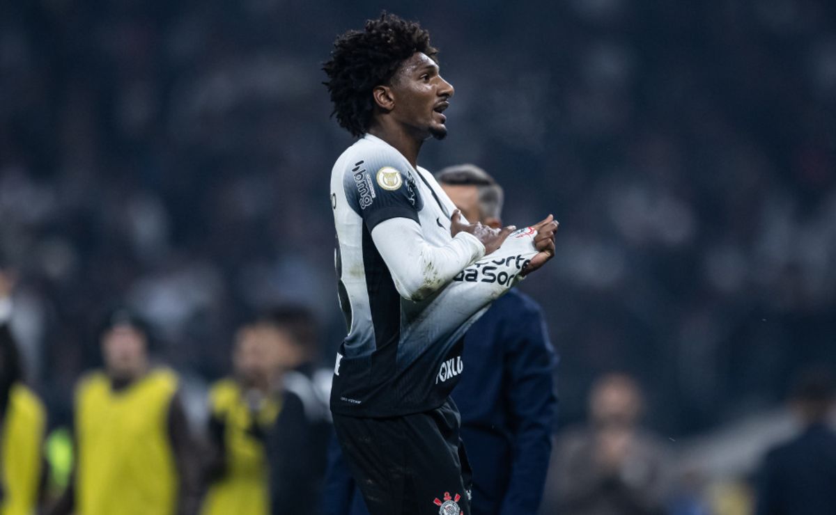 talles magno do corinthians destaca treinos e está animado para o clássico contra flamengo
