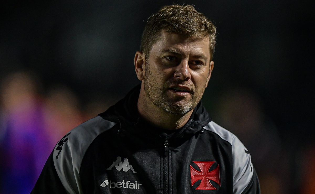 rafael paiva tem desfalque 100% confirmado no vasco e david está fora na copa do brasil