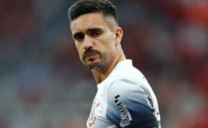 igor coronado vai deixar de receber r$ 2 milhões/mês no corinthians