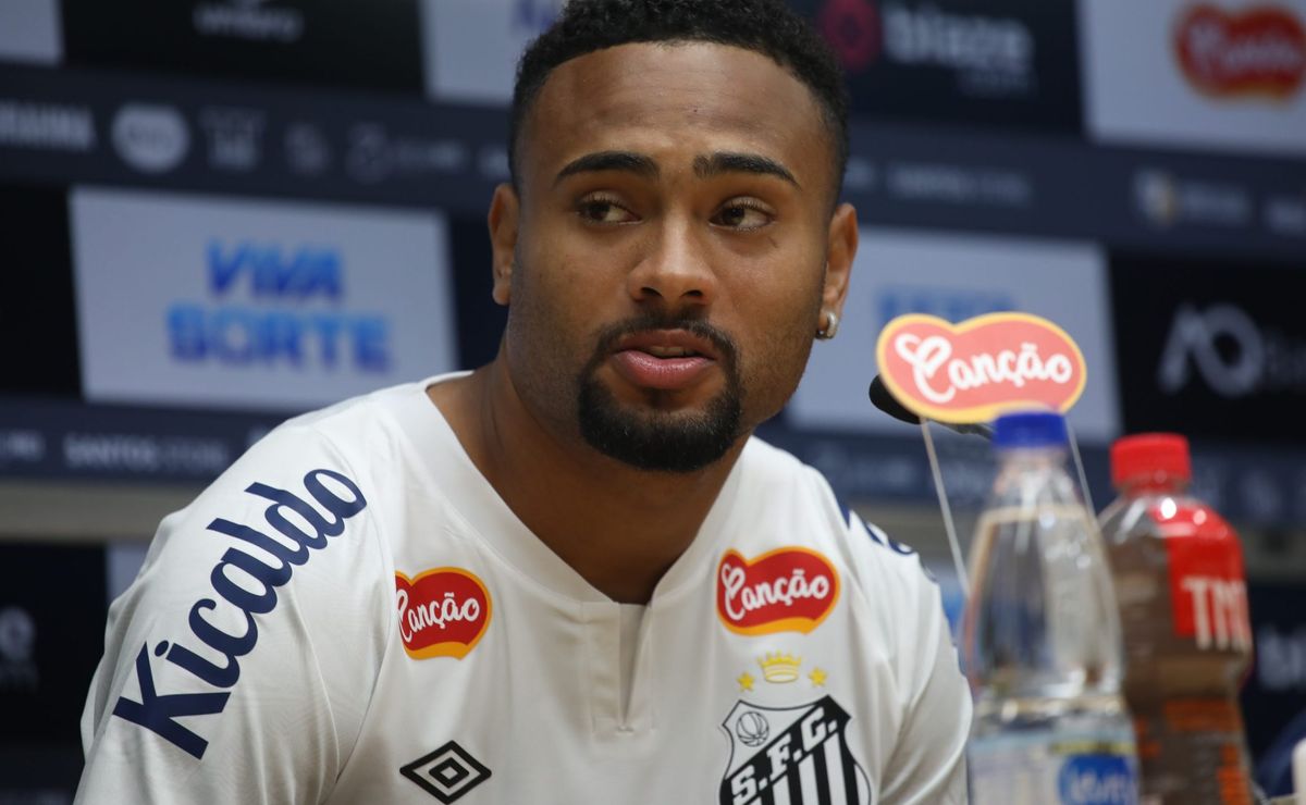 wendel revela metas para ativar cláusula e ser contratado em definitivo pelo santos