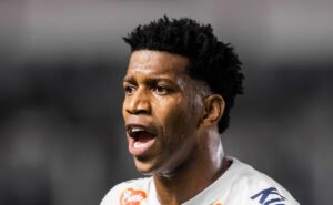 gil e jp chermont voltam ao time do santos contra o avaí