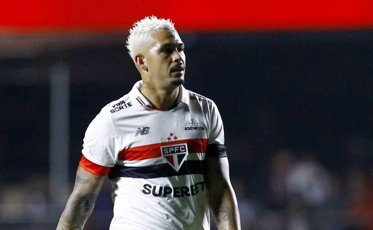 luciano é apontado como culpado por derrota do são paulo na copa do brasil: "além de não ajudar, atrapalhou"