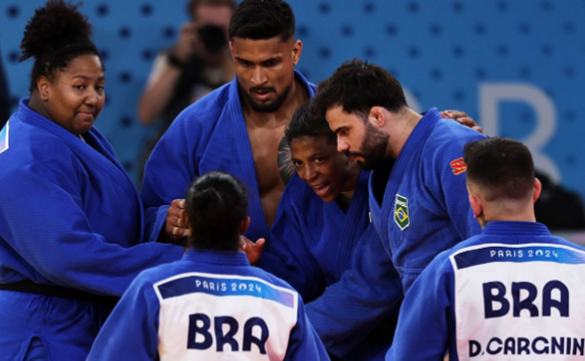 olimpíadas 2024: com brilho de rafaela silva, brasil conquista o bronze nas equipes mistas do judô