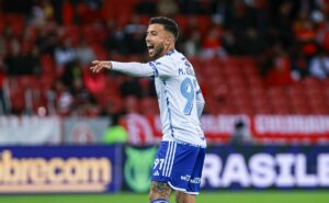 cruzeiro completa um mês sem vencer no brasileirão e volta ao foco inicial