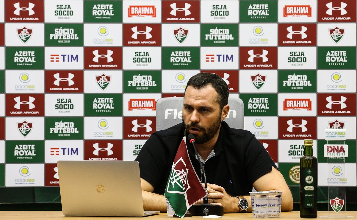 antes de jogar com o grêmio, presidente do fluminense faz duras críticas aos árbitros brasileiros