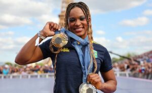 olimpíadas 2024: rebeca andrade garante r$ 826 mil e lidera ranking de premiações do brasil; veja lista completa