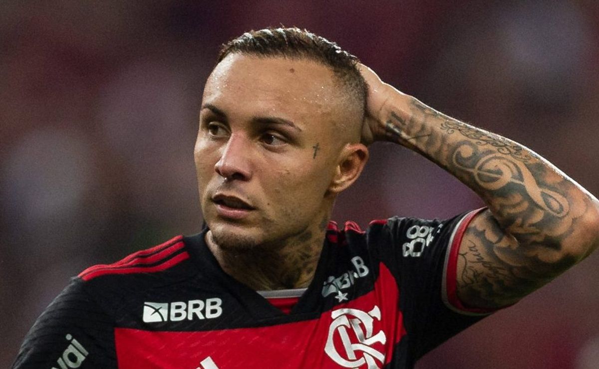 já vai treinar hoje: flamengo é ágil e define substituto de everton cebolinha