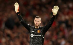 de gea retorna ao futebol e surpreende ao escolher a fiorentina após ano sabático