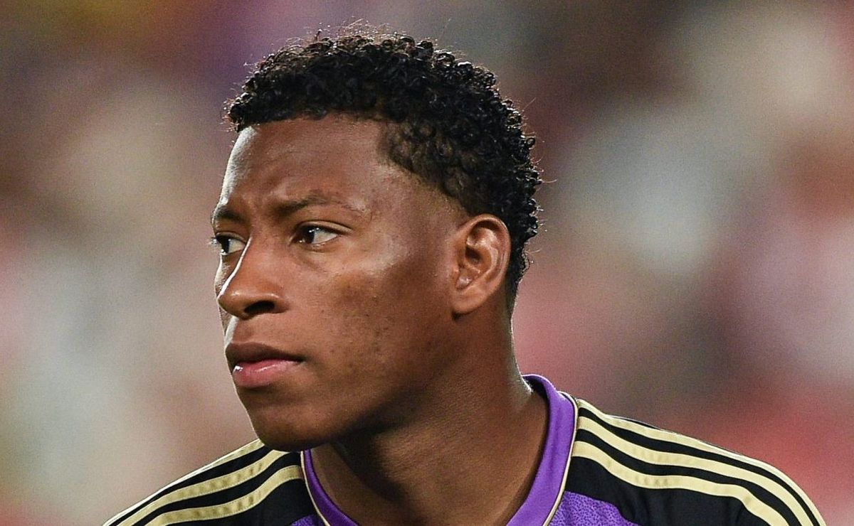 12 milhões de euros: corinthians tem decisão exposta sobre contratação de gonzalo plata