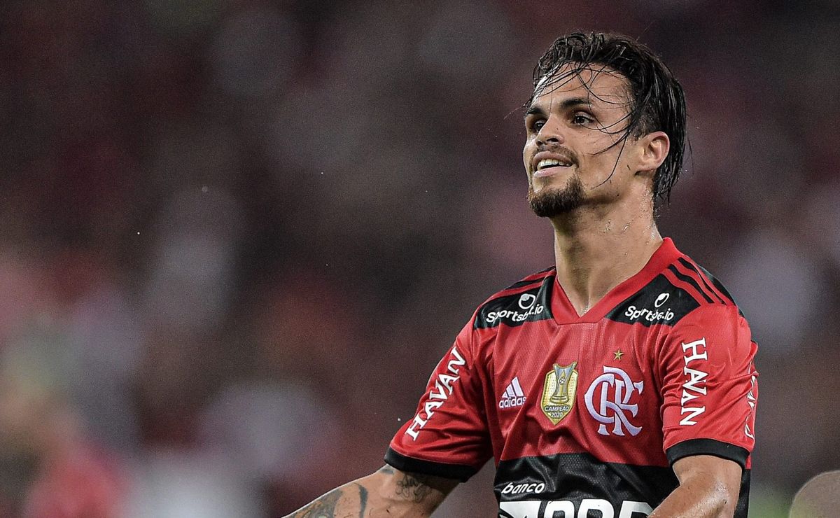 reações da internet: torcida do flamengo vibra com possível acerto de michael 