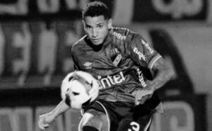 luto no futebol: clubes brasileiros se manifestam nas redes com o falecimento de juan izquierdo