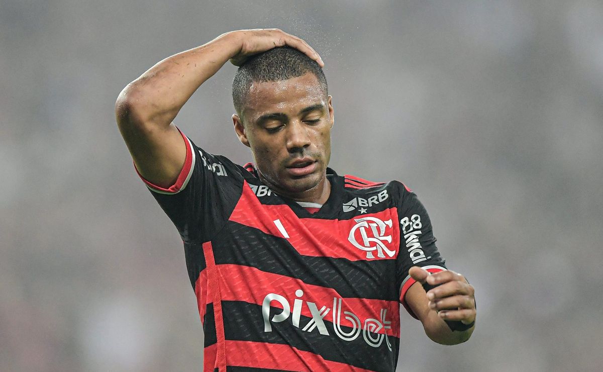 condição física de de la cruz preocupa e flamengo liga sinal de alerta