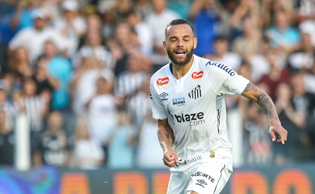 torcida do santos não perdoa guilherme após pênalti perdido em derrota para o avaí