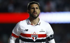 calleri se abala ao saber estado de izquierdo e breca entrevista após são paulo x nacional