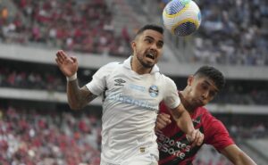 grêmio vence o athletico fora de casa e conquista mais três pontos no brasileirão, veja como foi: