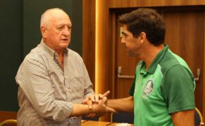 abel ferreira ganha apoio de felipão e luxemburgo em meio a má fase no palmeiras