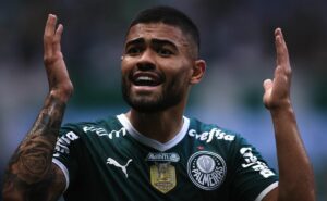 internacional vê dois adversários de peso na disputa para contratar bruno tabata