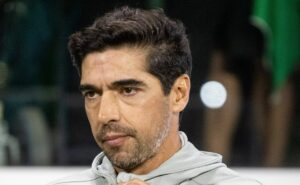 abel ferreira pede desculpas à jornalista após palmeiras x cuiabá: "fui infeliz"