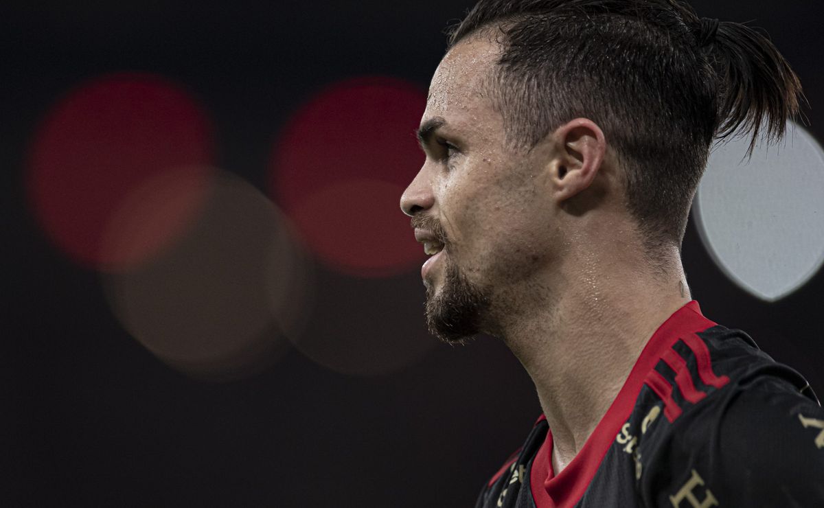 guerra dos três: flamengo, cruzeiro e corinthians brigam por michael em disputa acirrada