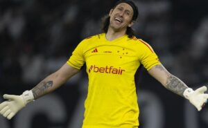 fortaleza vence cruzeiro em casa pelo campeonato brasileiro; confira as notas