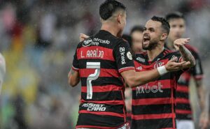 flamengo enfrenta corinthians com 6 desfalques e uma dúvida na escalação