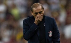 ramón díaz não esconde frustração com a derrota do corinthians e projeta ‘final’ contra o flamengo