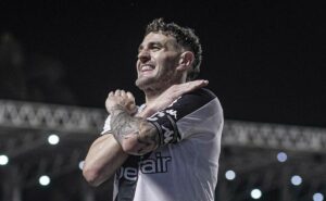 vegetti se isola na artilharia da copa do brasil e é o destaque do vasco na competição