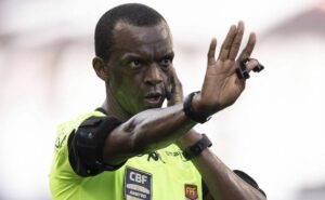 cbf define luiz flávio de oliveira como árbitro de vitória x vasco e revolta torcida: “perdemos”