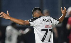 vasco queria vender rayan para aumentar orçamento do vasco na temporada