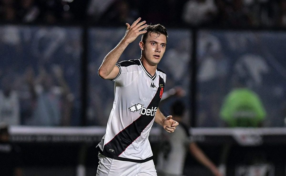 análise: sem lucas piton, o vasco perde uma das suas principais jogadas ofensivas