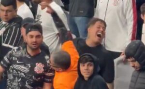vergonha: torcedores do corinthians ‘debocham’ de tragédia no rs após empate