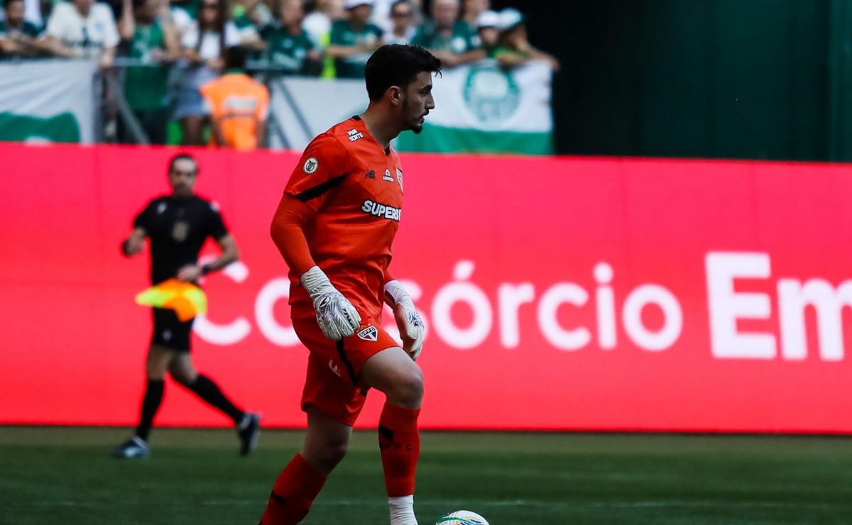 torcida do são paulo culpa rafael por derrota contra o palmeiras: "ridículo"