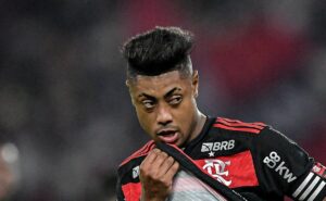 flamengo é apenas o 8º time com mais jogos em 2024 e torcidas provocam: “perdedor justifica”