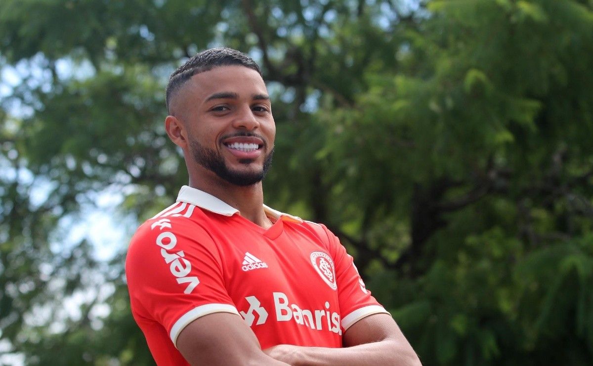 wanderson faz desabafo impactante após marcar gol pelo internacional no último minuto: "nada é para sempre"