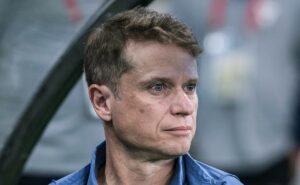 seabra tira kaio jorge e faz outras três mudanças no cruzeiro para enfrentar o boca juniors